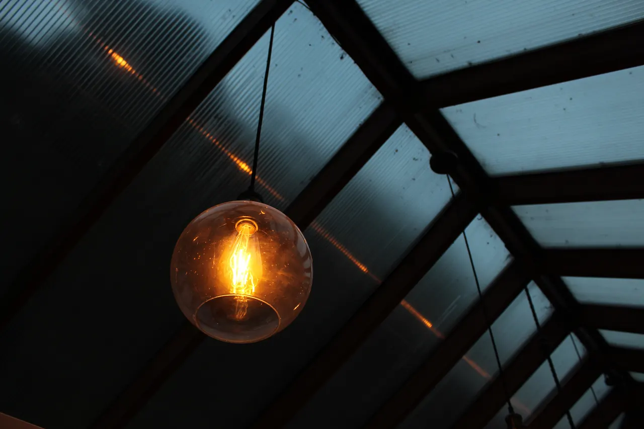 A light bulb from the ceiling
