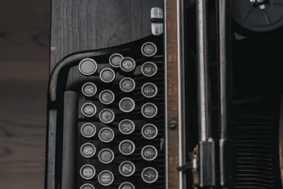 A close up of a typewriter